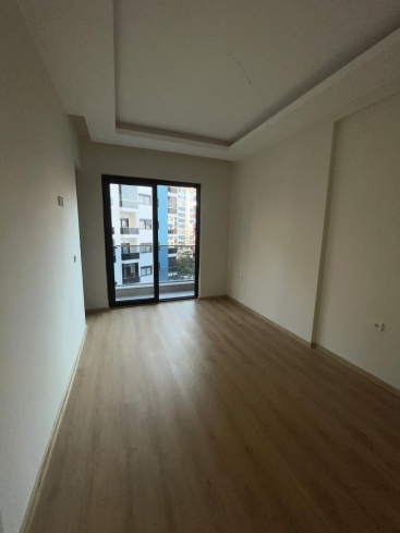 New 1+1 apartment in Mahmutlar with full on-site facilities