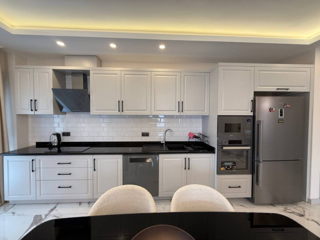 Large 4-bedroom apartment with sea view in Oba, Alanya