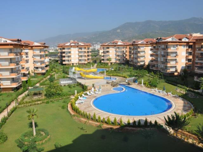 Spacious 3+1 duplex apartment in Oba, Alanya — family living in a residence with resort-style infrastructure