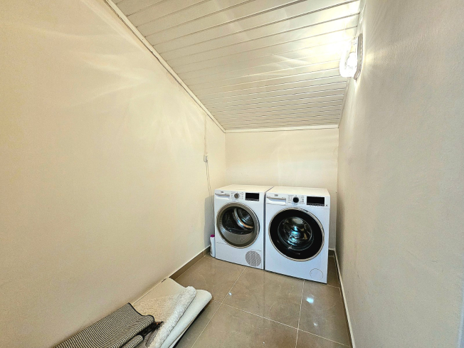 Spacious 3+1 duplex apartment in Oba, Alanya — family living in a residence with resort-style infrastructure