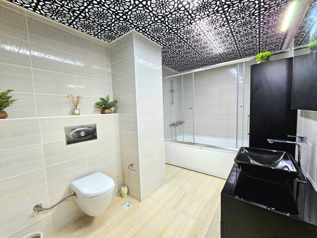 Spacious 3+1 duplex apartment in Oba, Alanya — family living in a residence with resort-style infrastructure