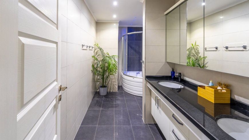 Spacious 4+1 duplex apartment in Oba Alanya — premium family property in a residence with full infrastructure