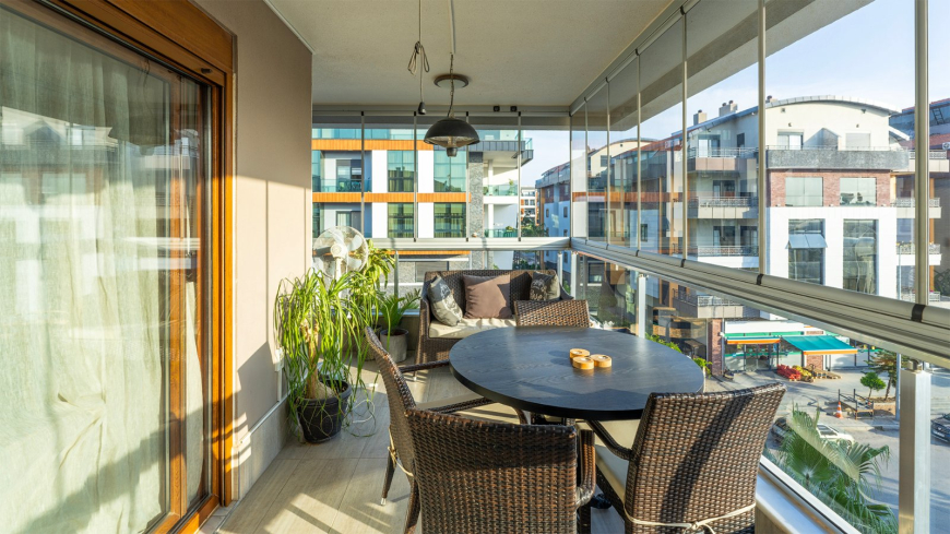 Spacious 4+1 duplex apartment in Oba Alanya — premium family property in a residence with full infrastructure