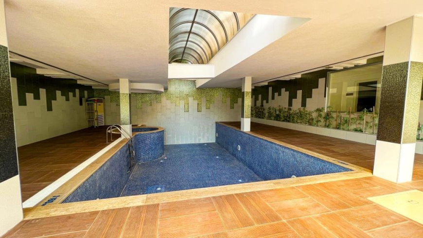 Spacious 4+1 duplex apartment in Oba Alanya — premium family property in a residence with full infrastructure