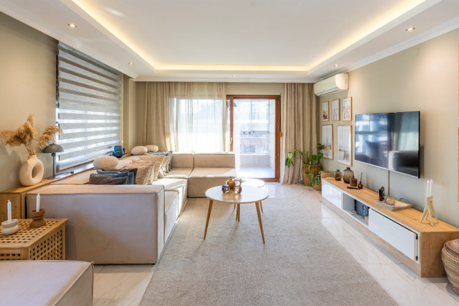 Spacious 4+1 duplex apartment in Oba Alanya — premium family property in a residence with full infrastructure