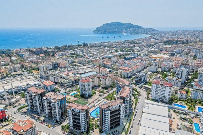 Spacious 2+1 Apartment for Sale in Cikcilli, Alanya — Residence with Resort-Style Infrastructure