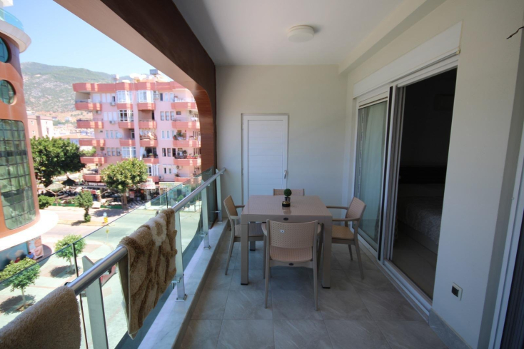 Luxury 3+1 Duplex Penthouse Near Cleopatra Beach Alanya — 180 m² Fully Furnished