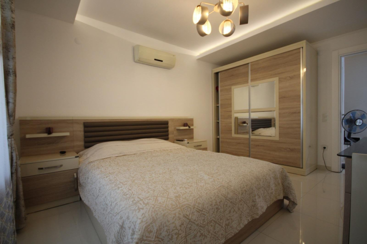 Luxury 3+1 Duplex Penthouse Near Cleopatra Beach Alanya — 180 m² Fully Furnished