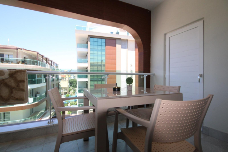 Luxury 3+1 Duplex Penthouse Near Cleopatra Beach Alanya — 180 m² Fully Furnished