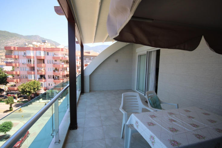 Luxury 3+1 Duplex Penthouse Near Cleopatra Beach Alanya — 180 m² Fully Furnished