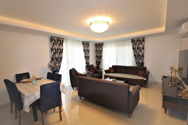 Luxury 3+1 Duplex Penthouse Near Cleopatra Beach Alanya — 180 m² Fully Furnished