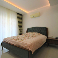 Luxury 3+1 Duplex Penthouse Near Cleopatra Beach Alanya — 180 m² Fully Furnished