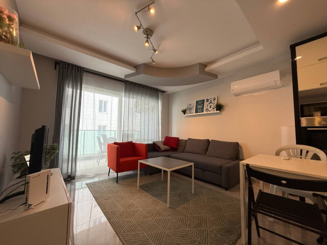 Furnished 1+1 Apartment for Sale in Mahmutlar Alanya — Residence with Pool 400 m from the Sea