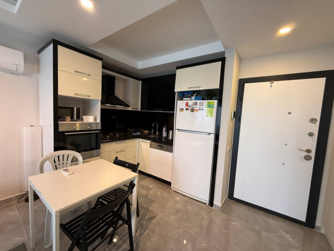 Furnished 1+1 Apartment for Sale in Mahmutlar Alanya — Residence with Pool 400 m from the Sea