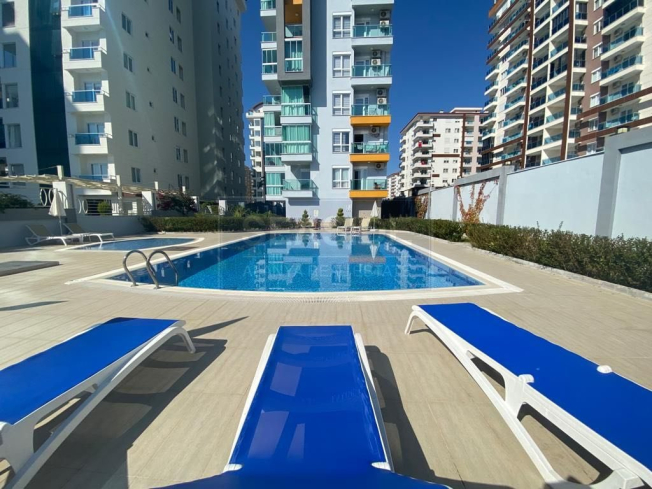 Furnished 1+1 Apartment for Sale in Mahmutlar Alanya — Residence with Pool 400 m from the Sea