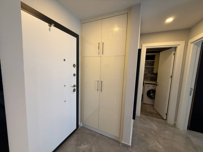 Furnished 1+1 Apartment for Sale in Mahmutlar Alanya — Residence with Pool 400 m from the Sea