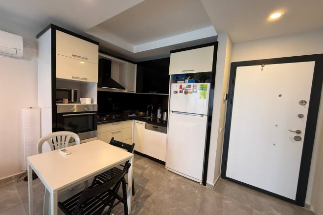 Furnished 1+1 Apartment for Sale in Mahmutlar Alanya — Residence with Pool 400 m from the Sea