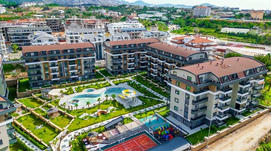 4+1 duplex penthouse in Alanya (Oba) — 200 m² new property with separate kitchen, citizenship eligible
