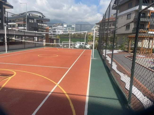 4+1 duplex penthouse in Alanya (Oba) — 200 m² new property with separate kitchen, citizenship eligible