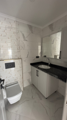 4+1 duplex penthouse in Alanya (Oba) — 200 m² new property with separate kitchen, citizenship eligible