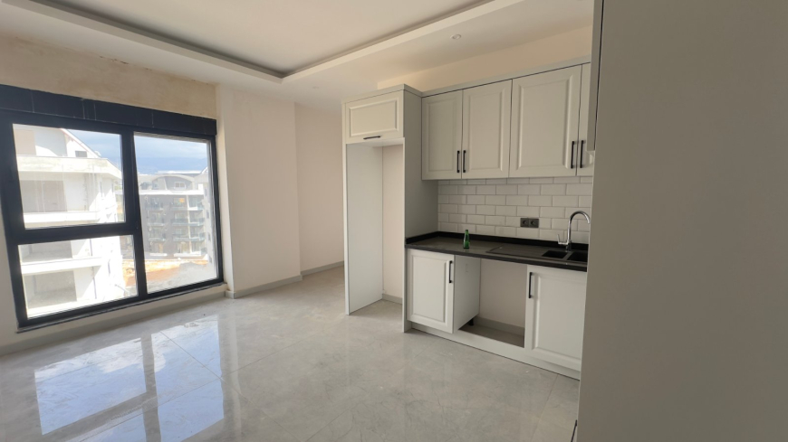 4+1 duplex penthouse in Alanya (Oba) — 200 m² new property with separate kitchen, citizenship eligible