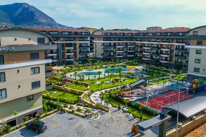 4+1 duplex penthouse in Alanya (Oba) — 200 m² new property with separate kitchen, citizenship eligible