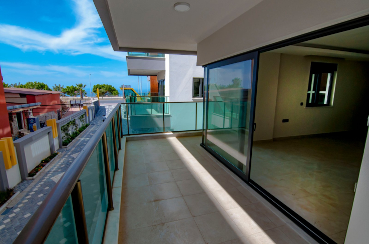 Property for Turkish citizenship in Alanya — 2 apartments in Mahmutlar near the sea