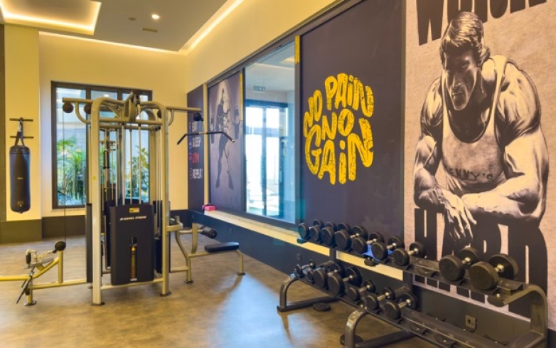 Premium 3+1 penthouse near the sea in Alanya — 200 m to the beach, hotel-style complex, citizenship eligible