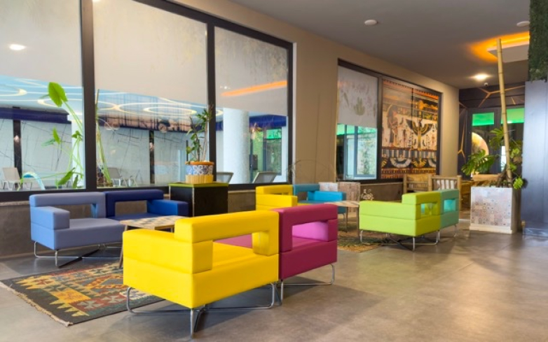 Premium 3+1 penthouse near the sea in Alanya — 200 m to the beach, hotel-style complex, citizenship eligible