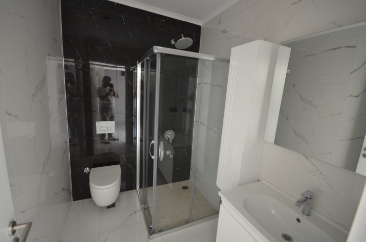 Premium 3+1 penthouse near the sea in Alanya — 200 m to the beach, hotel-style complex, citizenship eligible