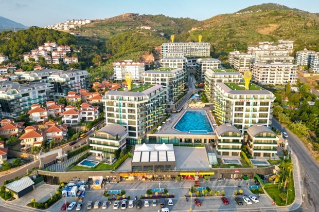 Premium 3+1 penthouse near the sea in Alanya — 200 m to the beach, hotel-style complex, citizenship eligible