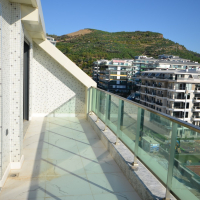 Premium 3+1 penthouse near the sea in Alanya — 200 m to the beach, hotel-style complex, citizenship eligible