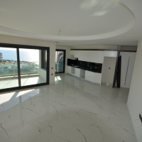 Premium 3+1 penthouse near the sea in Alanya — 200 m to the beach, hotel-style complex, citizenship eligible