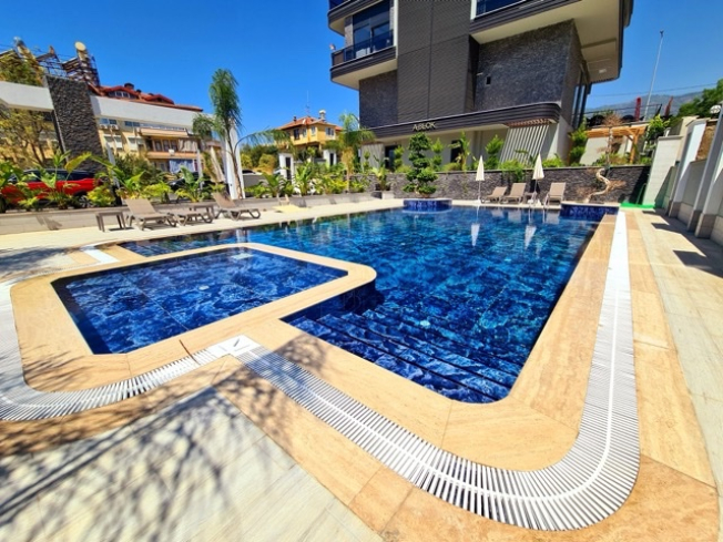 Property for Turkish citizenship in Alanya — 2 apartments (1+1 & 2+1), new building from €389,000