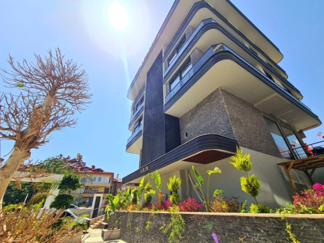 Property for Turkish citizenship in Alanya — 2 apartments (1+1 & 2+1), new building from €389,000