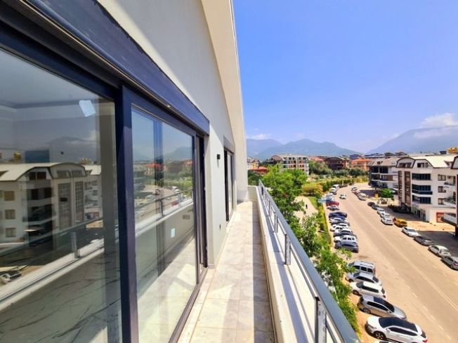 Property for Turkish citizenship in Alanya — 2 apartments (1+1 & 2+1), new building from €389,000