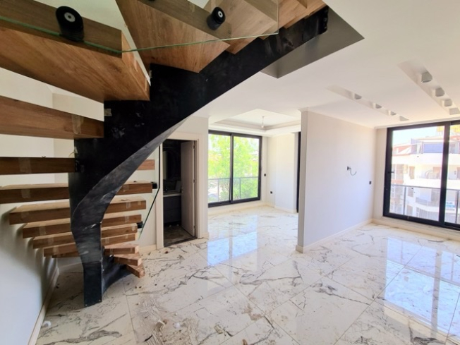 Property for Turkish citizenship in Alanya — 2 apartments (1+1 & 2+1), new building from €389,000