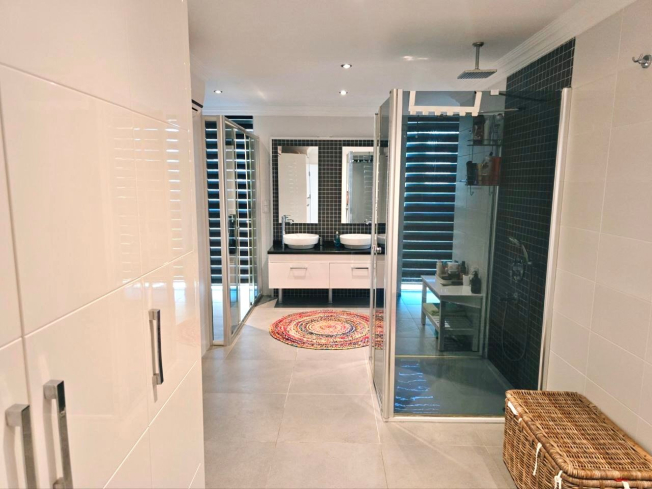 3+1 Penthouse in Alanya (Cikcilli) — villa-style apartment with large terrace, sea view and private internal elevator