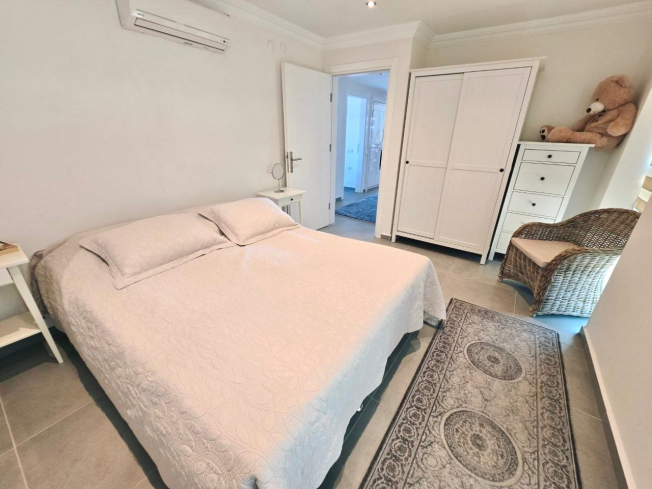 3+1 Penthouse in Alanya (Cikcilli) — villa-style apartment with large terrace, sea view and private internal elevator