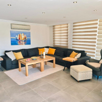 3+1 Penthouse in Alanya (Cikcilli) — villa-style apartment with large terrace, sea view and private internal elevator