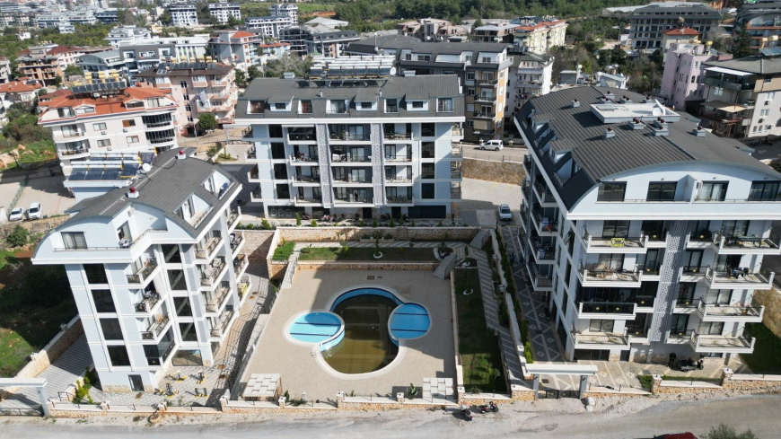 4+1 Duplex Penthouse in Alanya (Oba) — Spacious New Family Apartment for Living and Residence Permit