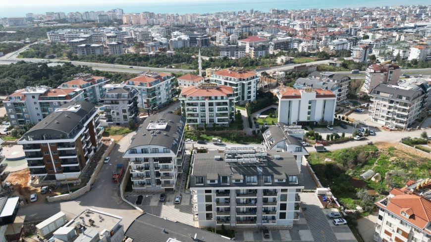 4+1 Duplex Penthouse in Alanya (Oba) — Spacious New Family Apartment for Living and Residence Permit