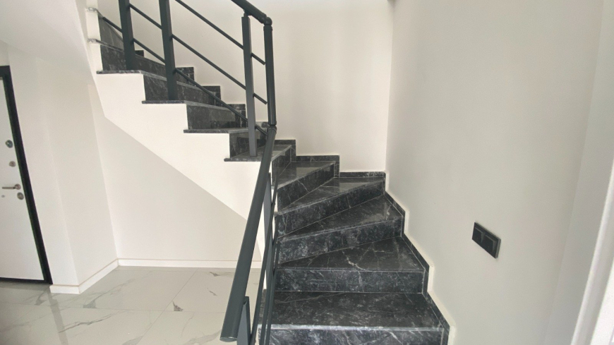 4+1 Duplex Penthouse in Alanya (Oba) — Spacious New Family Apartment for Living and Residence Permit