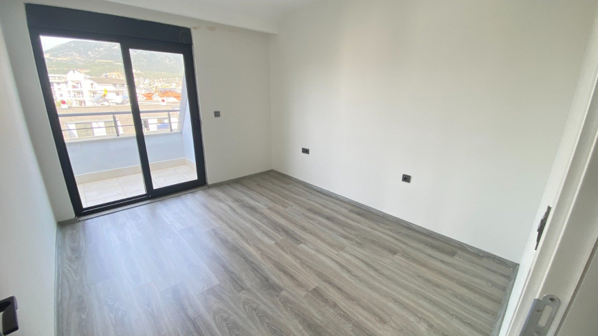 4+1 Duplex Penthouse in Alanya (Oba) — Spacious New Family Apartment for Living and Residence Permit