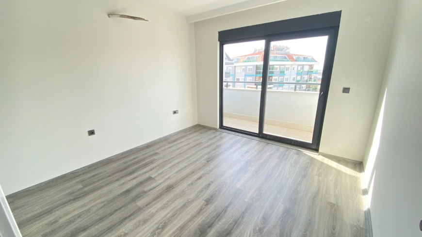 4+1 Duplex Penthouse in Alanya (Oba) — Spacious New Family Apartment for Living and Residence Permit