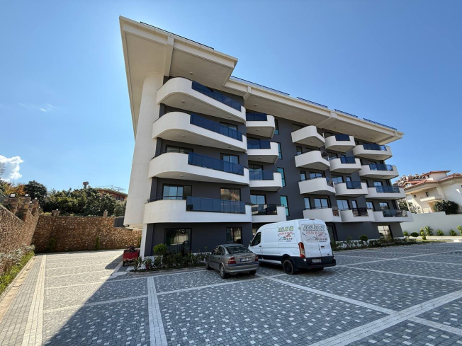 Apartment package in Oba for Turkish citizenship — multiple purchase options in one project