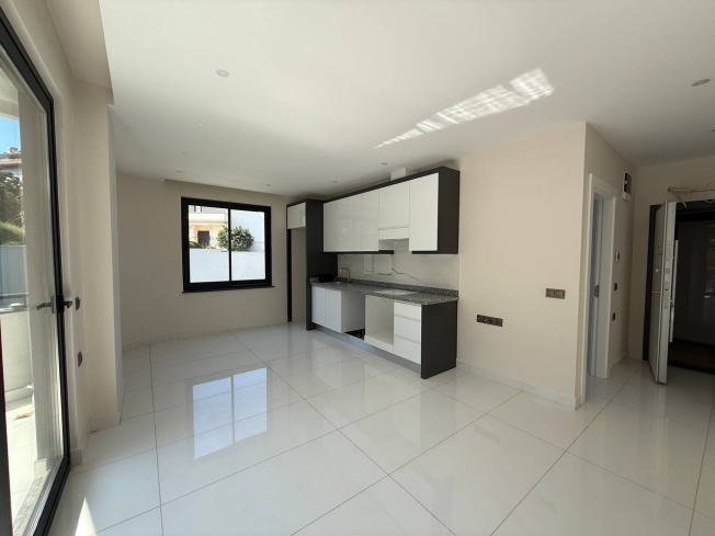 Apartment package in Oba for Turkish citizenship — multiple purchase options in one project