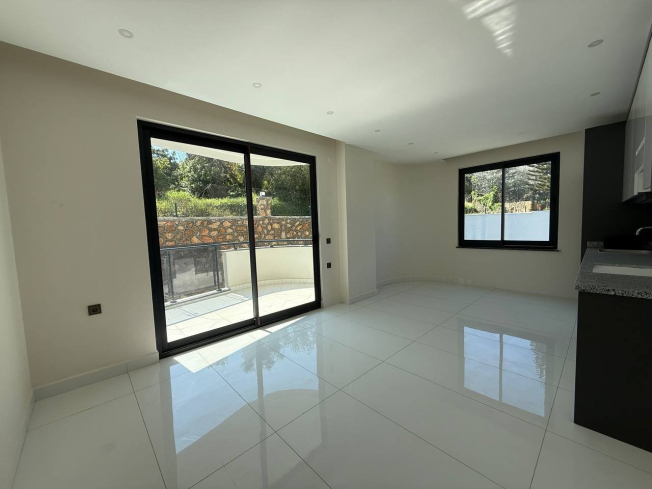 Apartment package in Oba for Turkish citizenship — multiple purchase options in one project