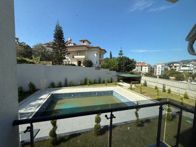 Apartment package in Oba for Turkish citizenship — multiple purchase options in one project