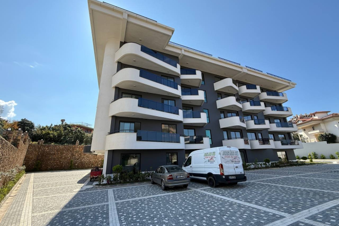 Apartment package in Oba for Turkish citizenship — multiple purchase options in one project